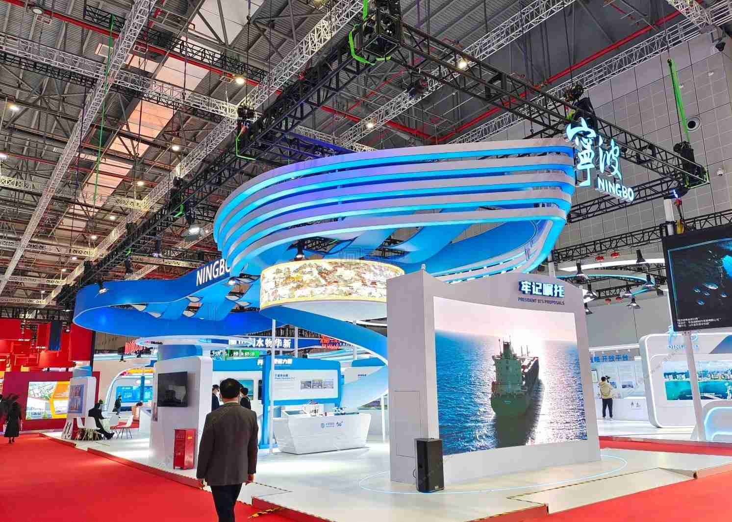 ������b���I���[��,����չ�_�OӋ